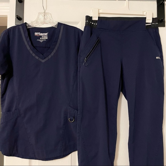 ✖️SOLD✖️ Greys Anatomy by Barco Indigo Scrub Set - Active Spandex Stretch - Picture 3 of 15